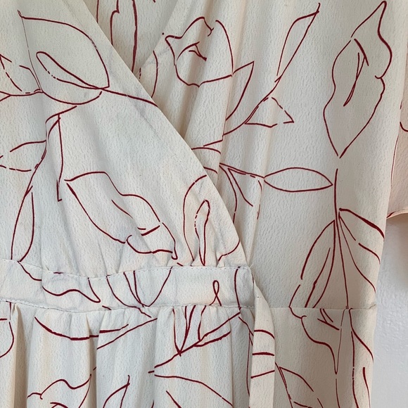 LUSH PRINTED MAXI DRESS TUNIC WITH SLEEVES CREAM AND RED SIZE S/M V NECK - Picture 4 of 5